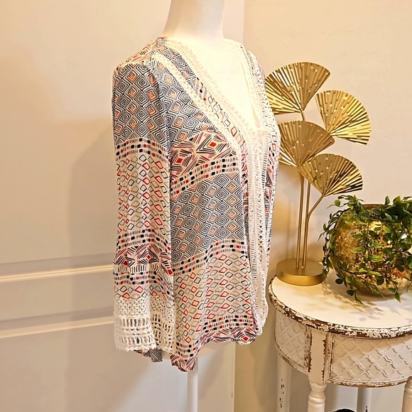 Democracy Blouse Size M - Picture 3 of 6